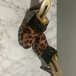 Women's mules with animal print Nina